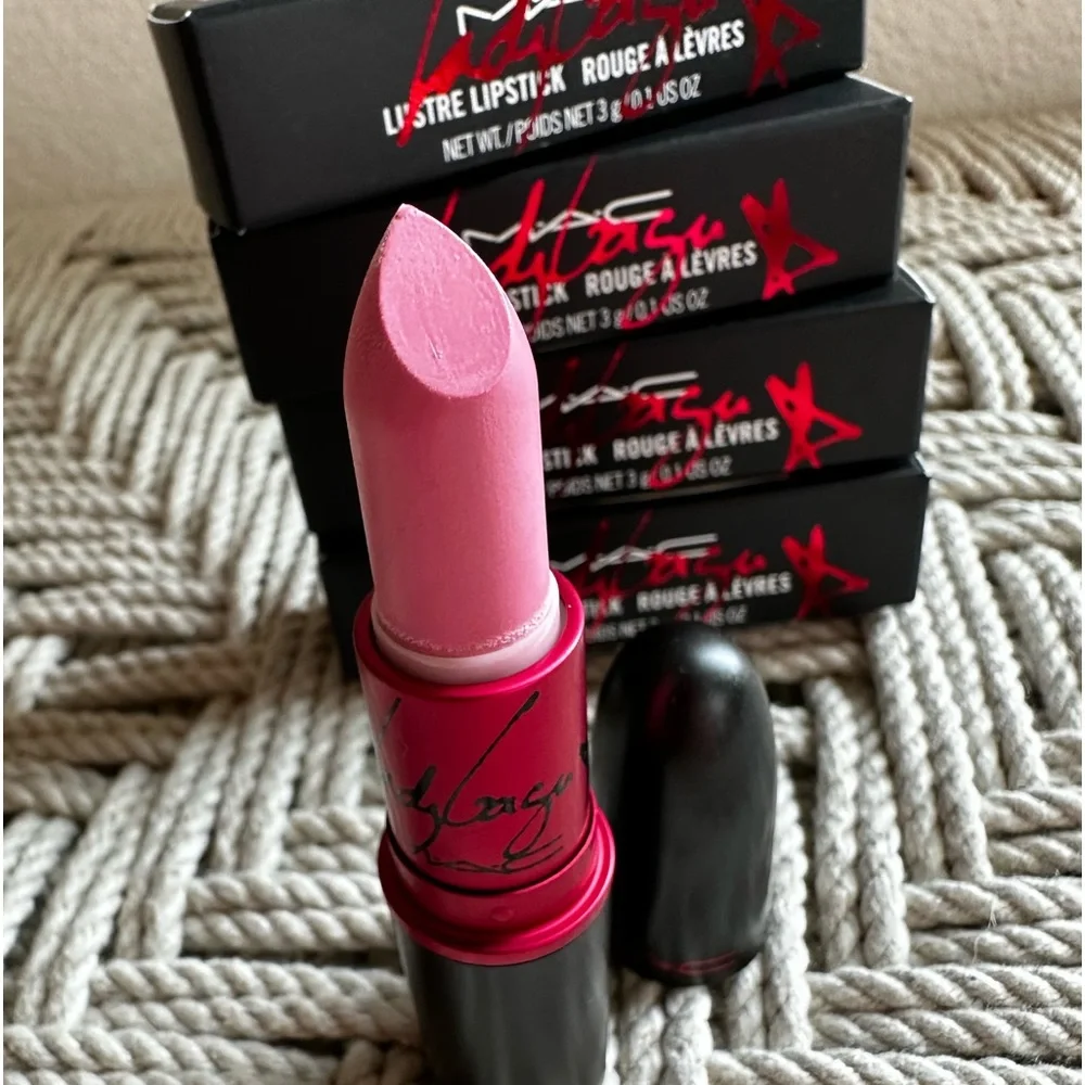 MAC lady Gaga lustre lipstick rouge viva glam Gaga - Picture 7 of 11